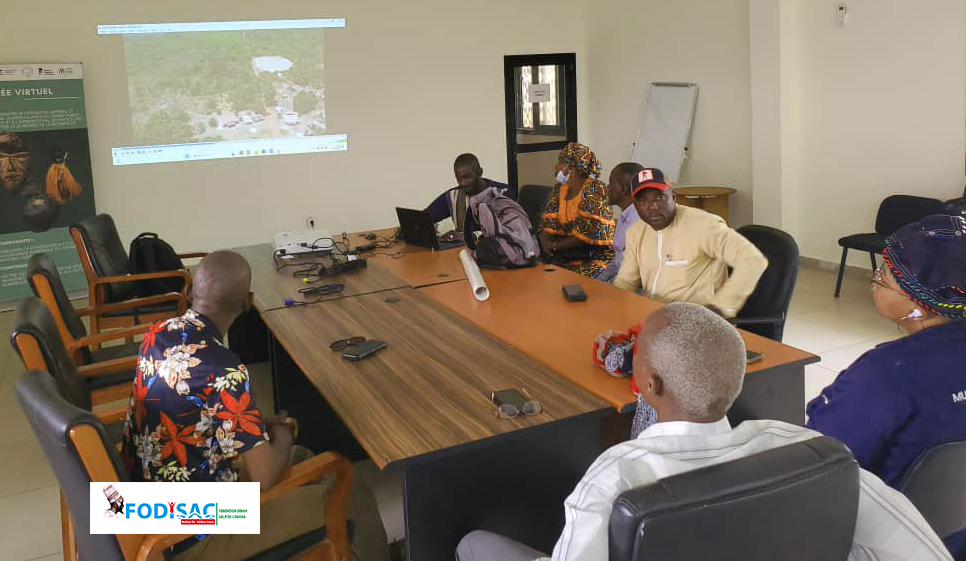 Activités de la FODISAC : Réunion MNG FODISAC Préparatifs de l’exposition “Sur les traces de Dinah Salifou Camara”