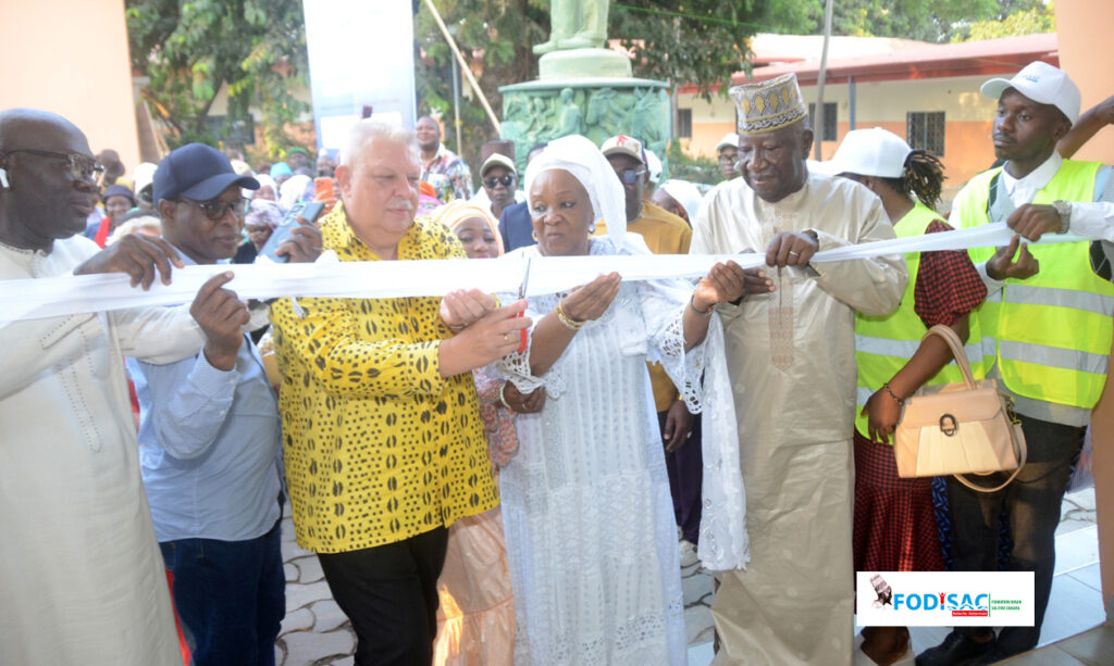 Un vernissage mémorable au Musée National de Guinée “Sur les Traces du Résistant Dinah Salifou CAMARA”